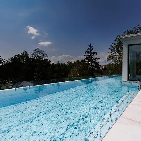 Апартаменты Bauhaus Wellness 106 Шиофок